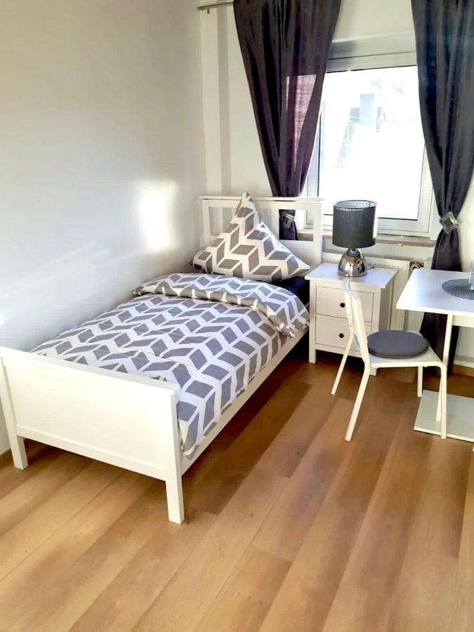 Haus Leipheim Hotel Ngoại thất bức ảnh