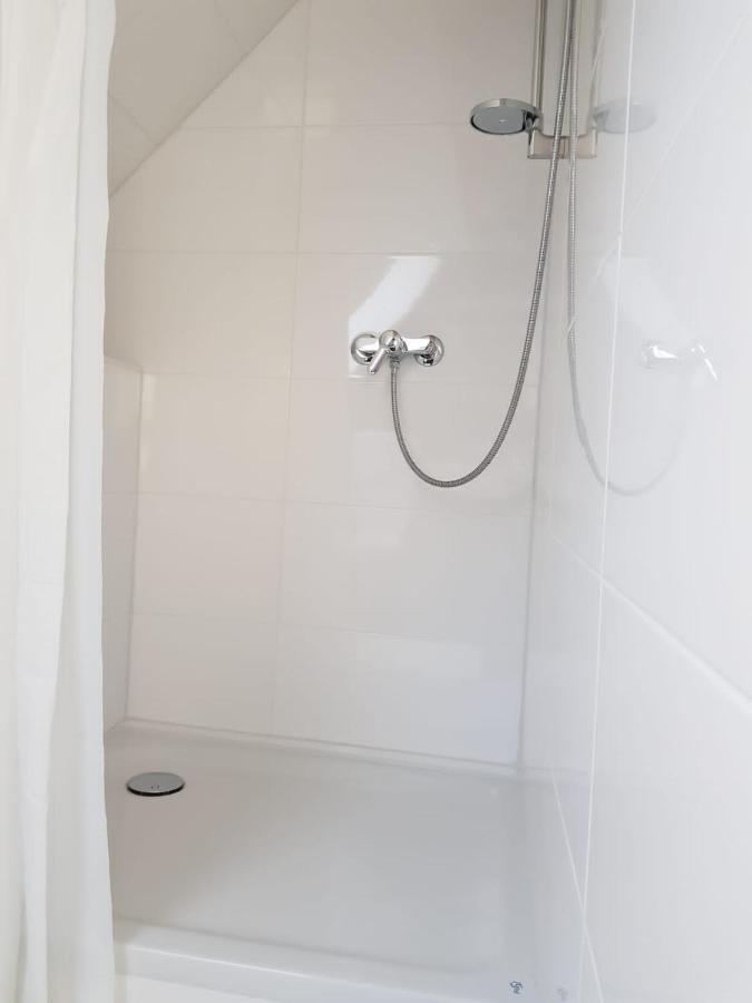 Haus Leipheim Hotel Ngoại thất bức ảnh